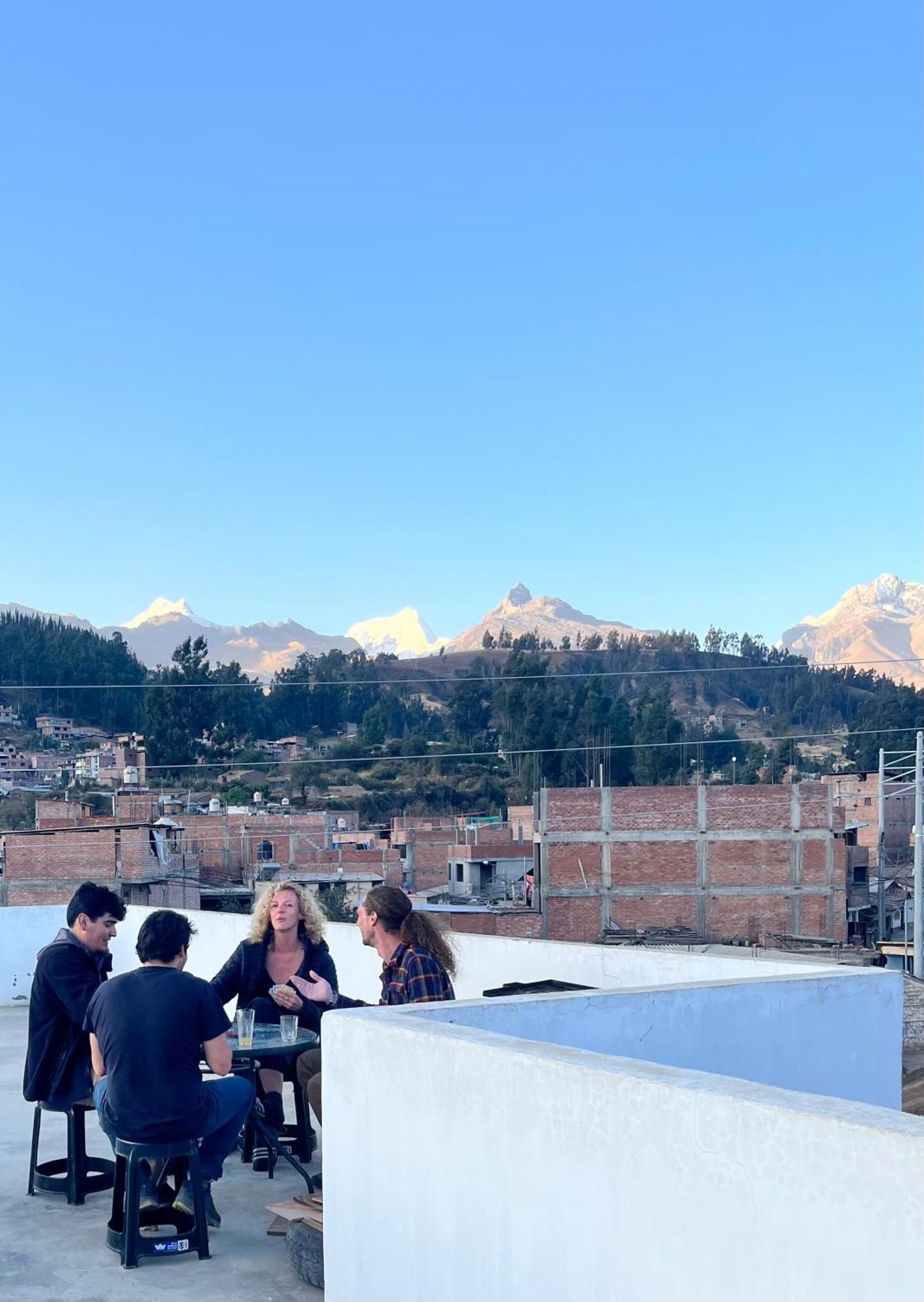 Montanero Hostel Huaraz  Extérieur photo